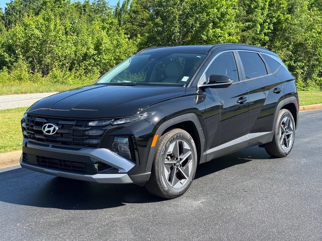 new 2025 Hyundai Tucson car, priced at $32,354