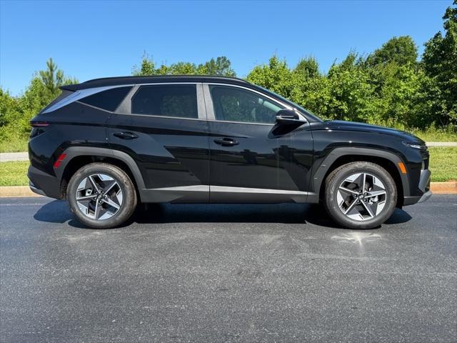 new 2025 Hyundai Tucson car, priced at $34,104