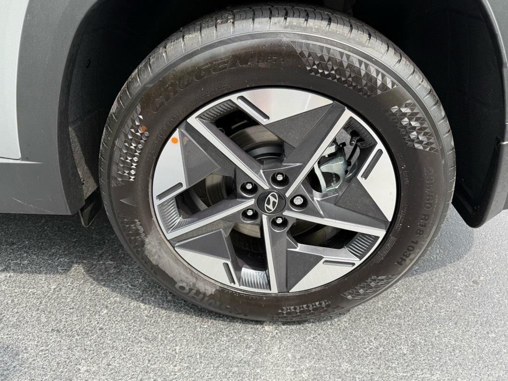 new 2025 Hyundai Tucson car, priced at $31,699