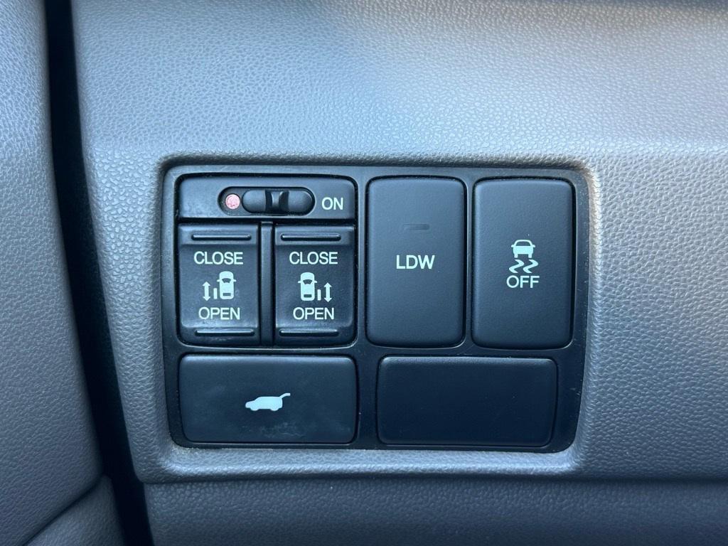 used 2016 Honda Odyssey car, priced at $16,523