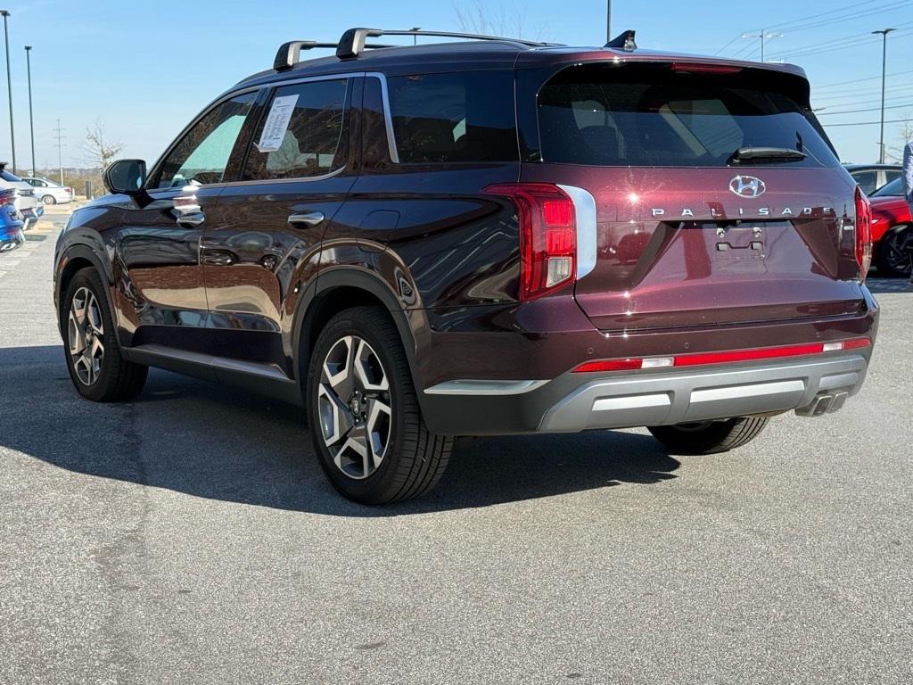 used 2023 Hyundai Palisade car, priced at $35,362