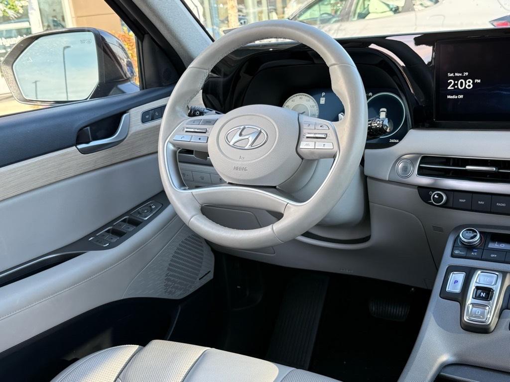 used 2023 Hyundai Palisade car, priced at $35,362