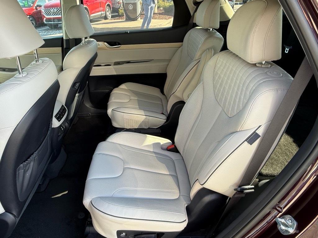 used 2023 Hyundai Palisade car, priced at $35,362