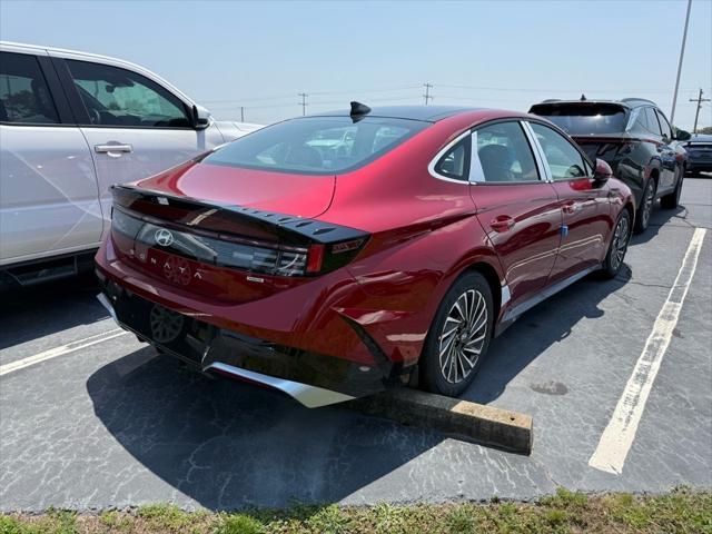 new 2025 Hyundai Sonata Hybrid car, priced at $39,207