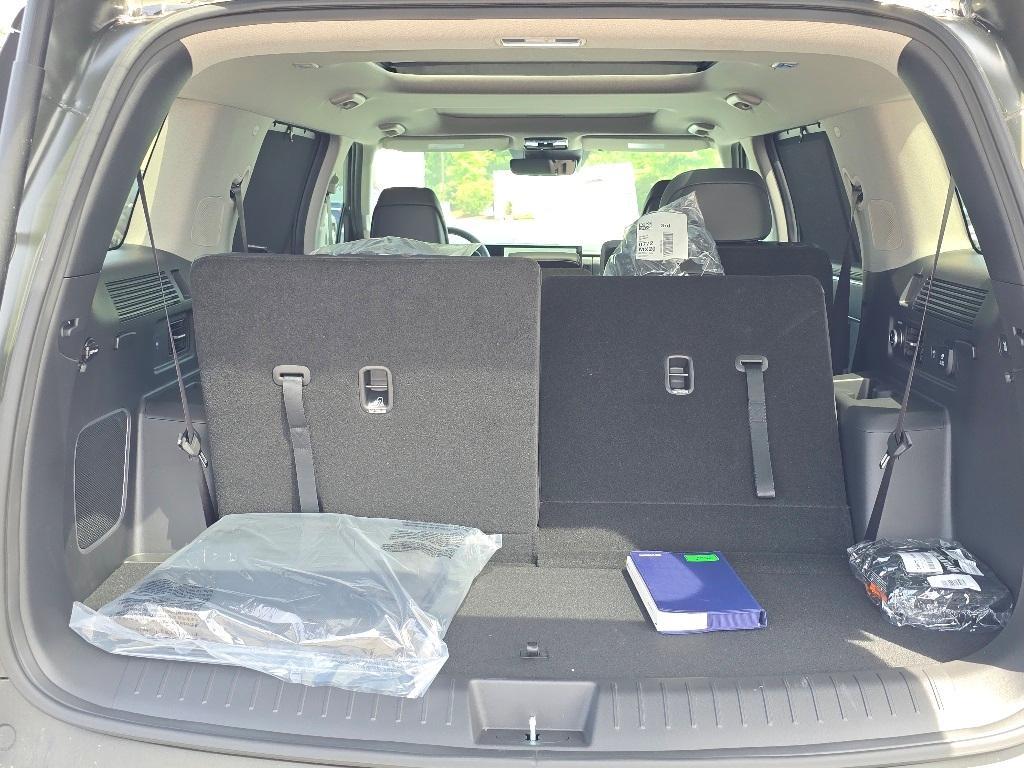 new 2025 Hyundai Santa Fe car, priced at $44,210