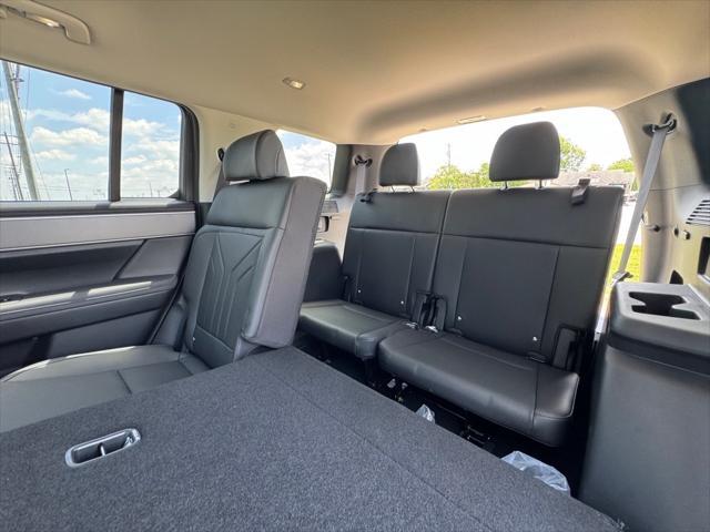 new 2025 Hyundai Santa Fe car, priced at $40,509