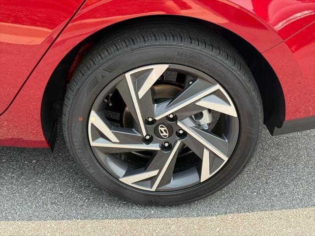 new 2025 Hyundai Elantra car, priced at $24,750