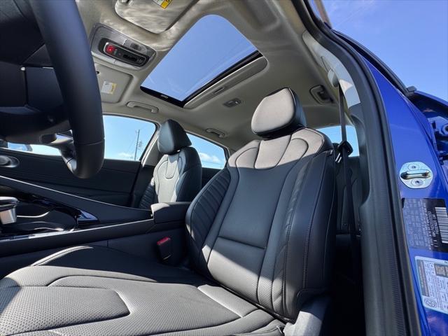 new 2025 Hyundai Elantra car, priced at $27,713