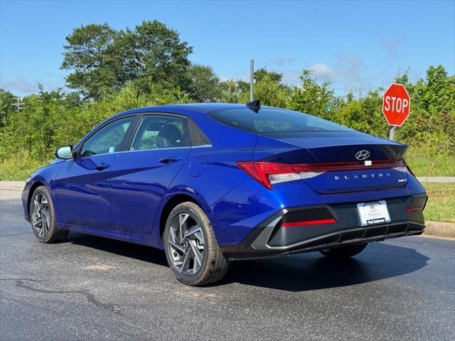 new 2025 Hyundai Elantra car, priced at $27,713