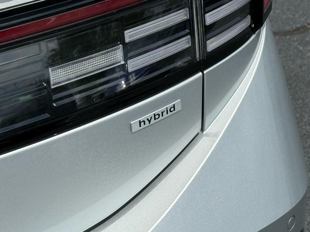 new 2025 Hyundai Sonata Hybrid car, priced at $38,542