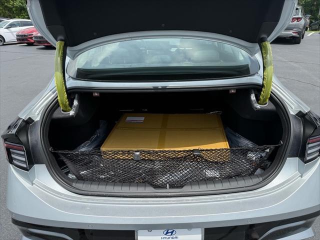 new 2025 Hyundai Sonata Hybrid car, priced at $38,542