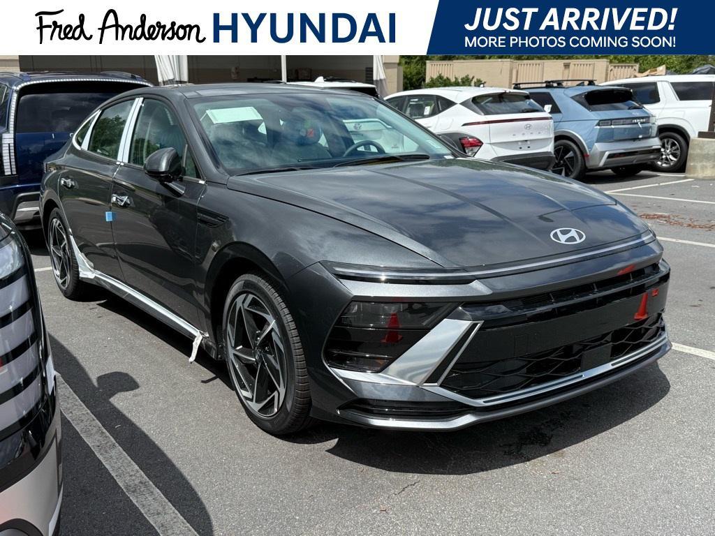 new 2025 Hyundai Sonata car, priced at $27,699