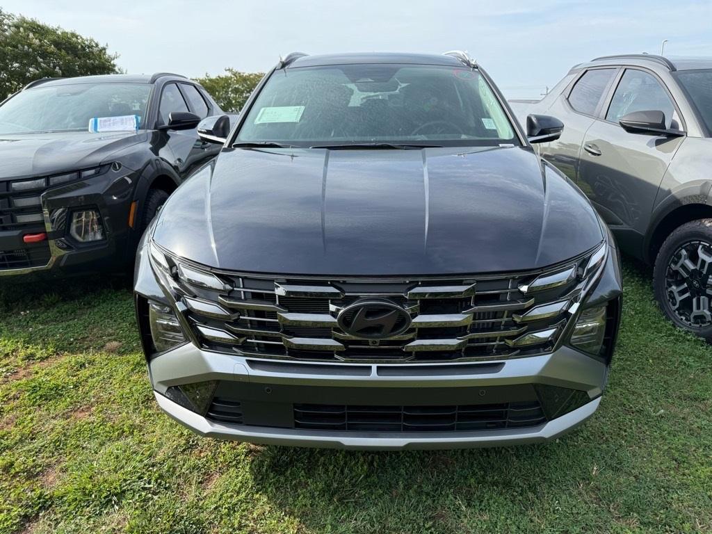new 2025 Hyundai TUCSON Hybrid car, priced at $42,322
