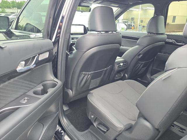new 2025 Hyundai Palisade car, priced at $54,822
