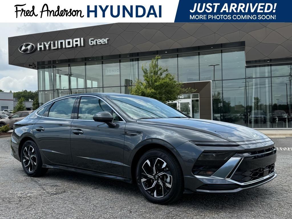 new 2025 Hyundai Sonata car, priced at $28,622
