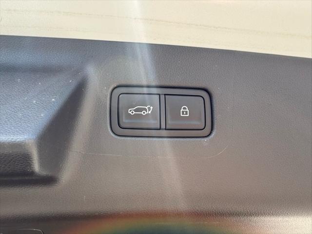 used 2024 Hyundai Santa Fe car, priced at $37,841