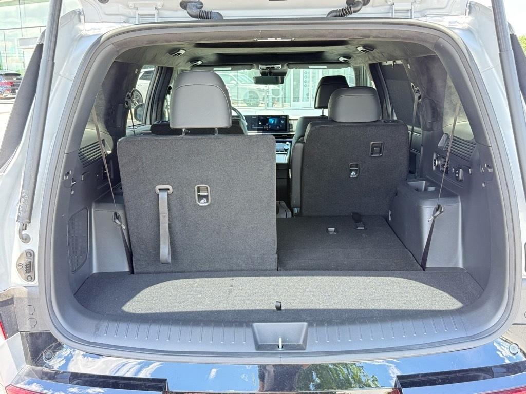 used 2024 Hyundai Santa Fe car, priced at $37,841