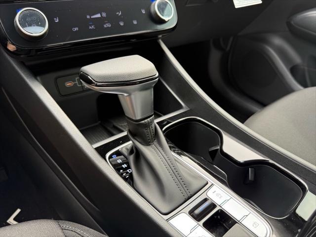 new 2025 Hyundai Tucson car, priced at $32,184