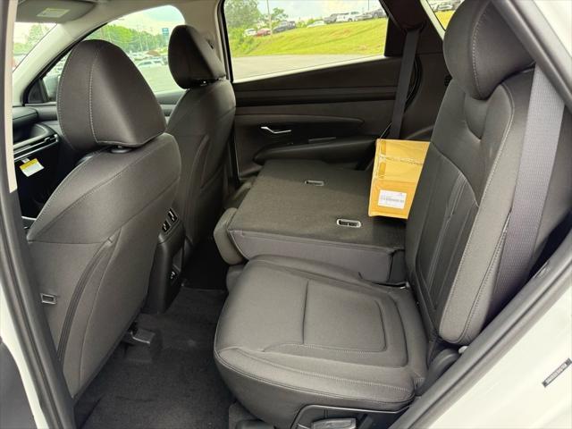 new 2025 Hyundai Tucson car, priced at $32,184