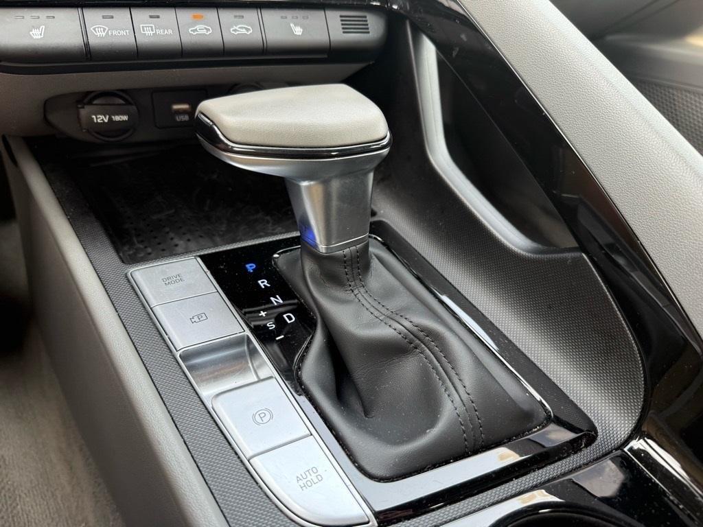 used 2022 Hyundai Elantra car, priced at $19,054