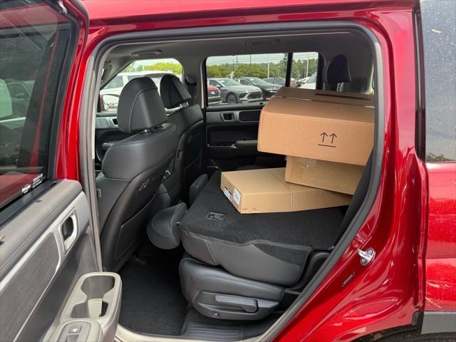 new 2025 Hyundai SANTA FE HEV car, priced at $46,387