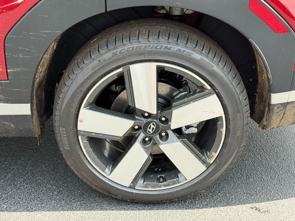 new 2025 Hyundai SANTA FE HEV car, priced at $46,387