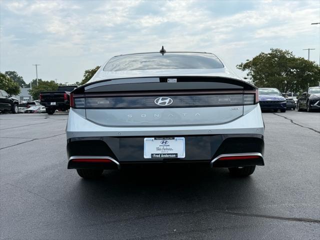 new 2025 Hyundai Sonata Hybrid car, priced at $38,727