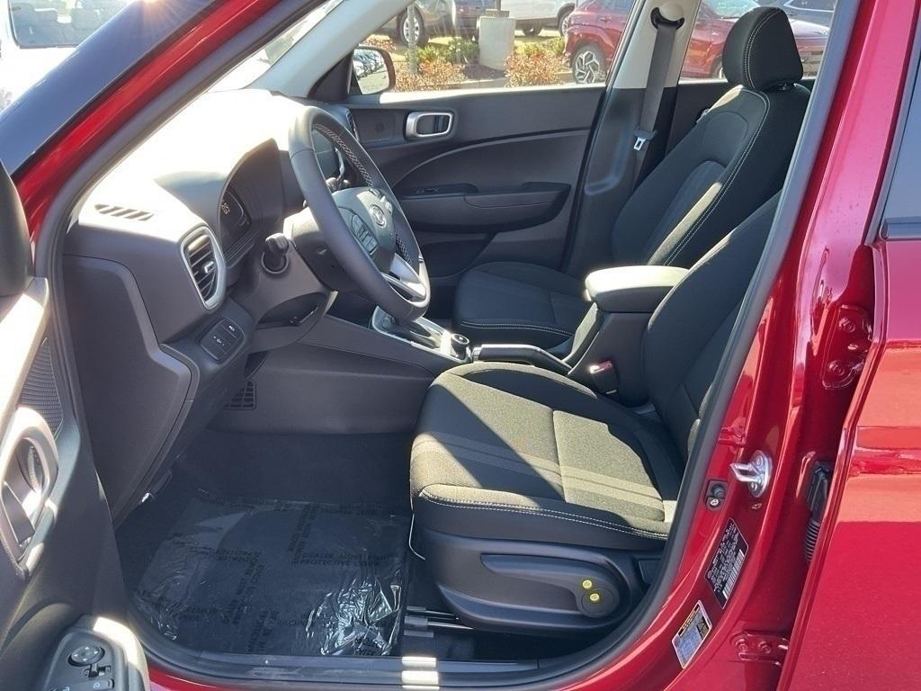 new 2025 Hyundai Venue car, priced at $23,131