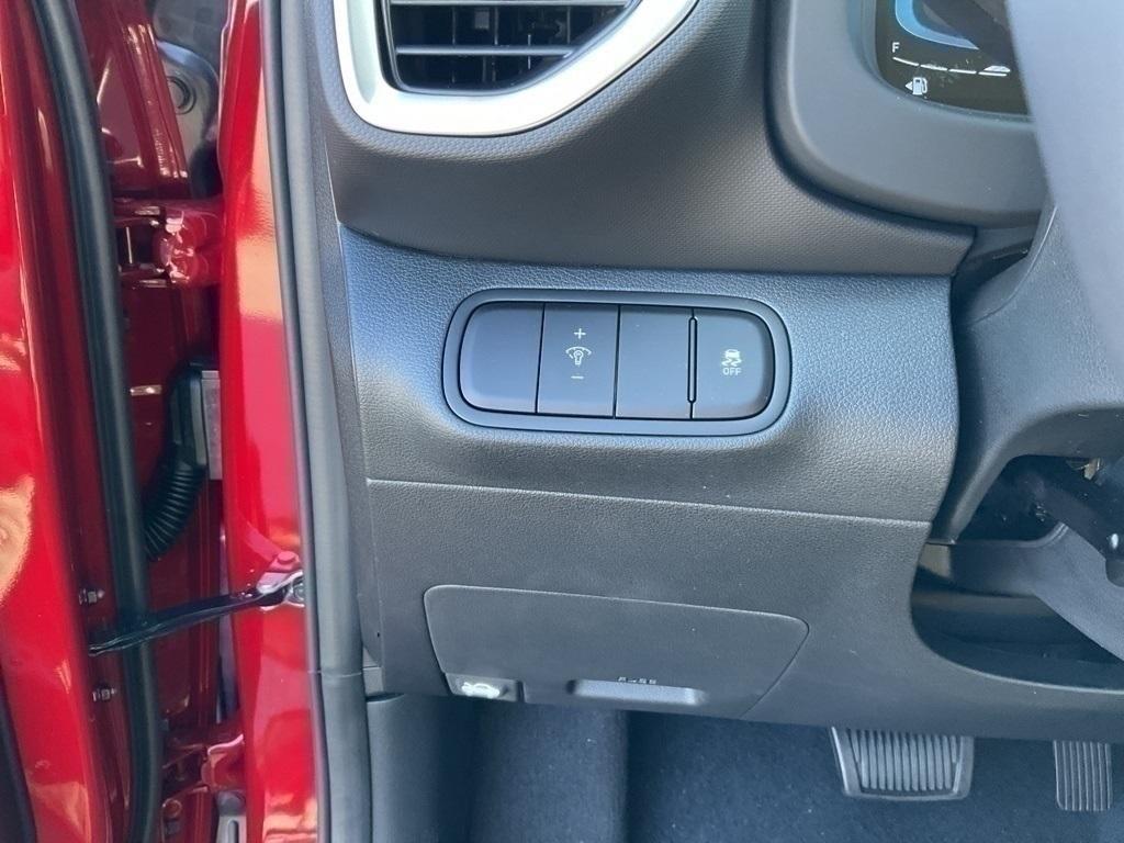 new 2025 Hyundai Venue car, priced at $23,131