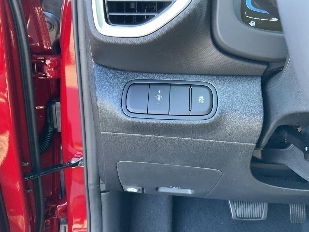 new 2025 Hyundai Venue car, priced at $23,131