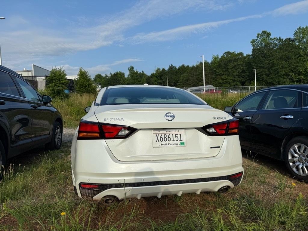 used 2020 Nissan Altima car, priced at $21,886
