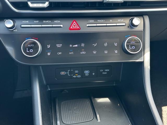new 2025 Hyundai Sonata Hybrid car, priced at $39,022