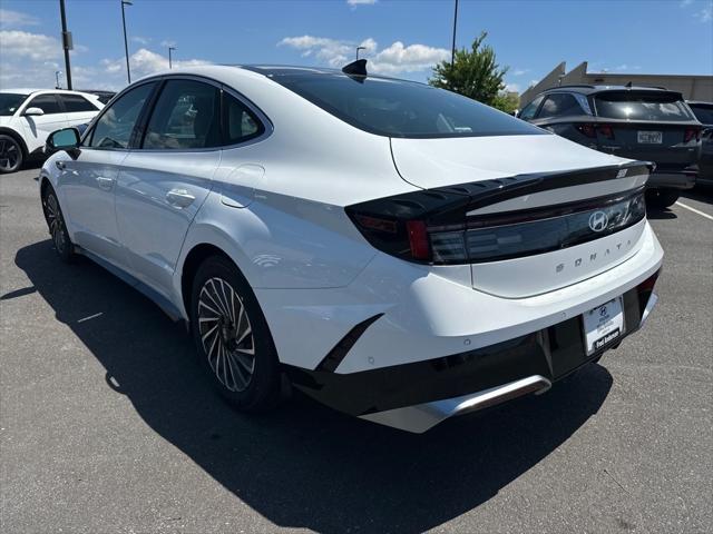 new 2025 Hyundai Sonata Hybrid car, priced at $39,022
