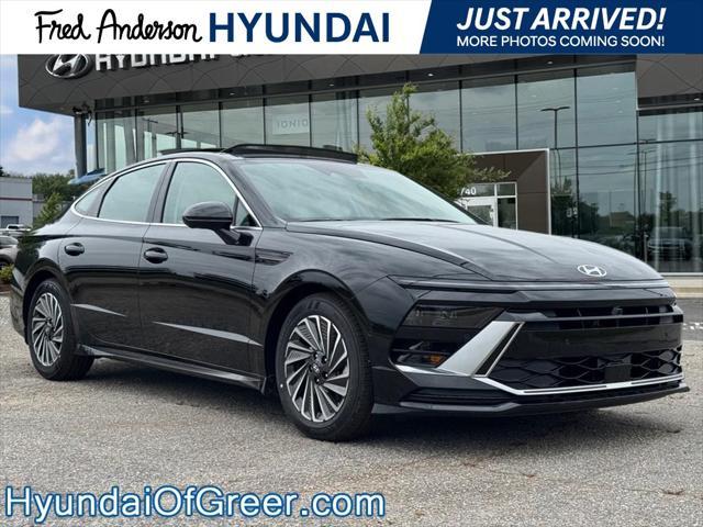 new 2025 Hyundai Sonata Hybrid car, priced at $38,542