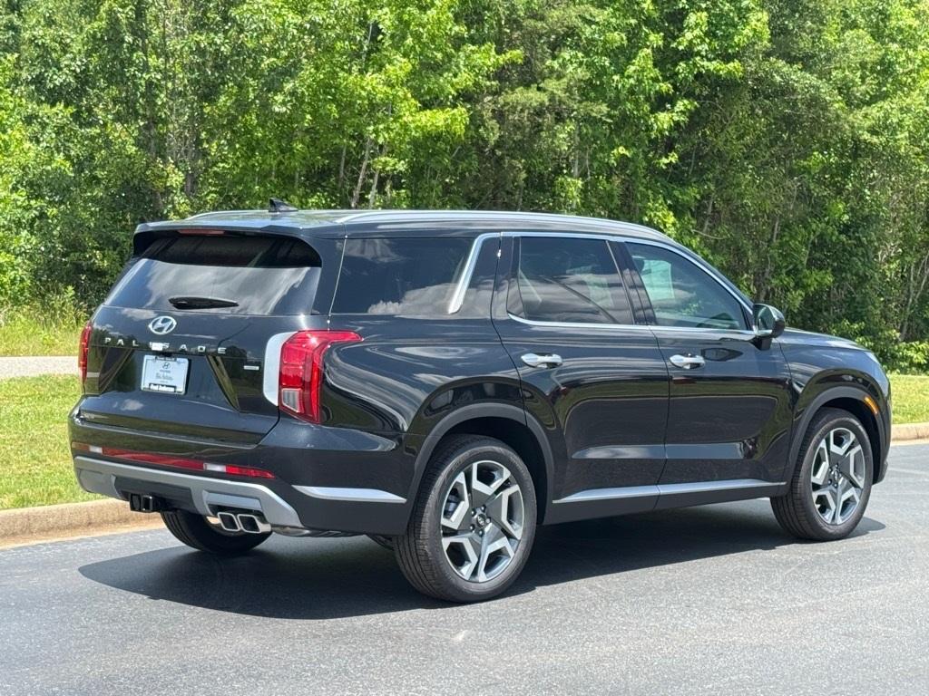 new 2025 Hyundai Palisade car, priced at $47,203