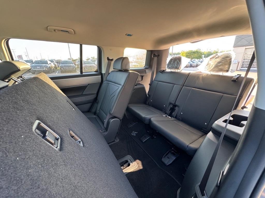 new 2025 Hyundai Santa Fe car, priced at $37,510