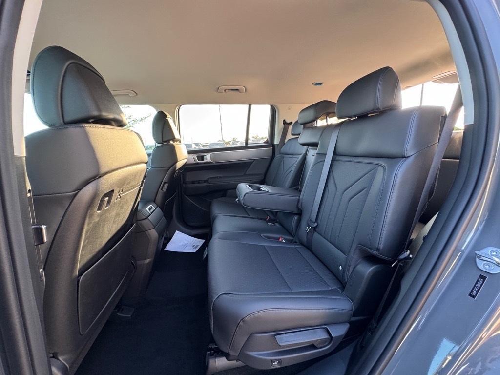 new 2025 Hyundai Santa Fe car, priced at $37,510