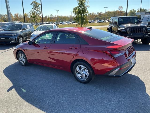 new 2024 Hyundai Elantra car, priced at $21,072