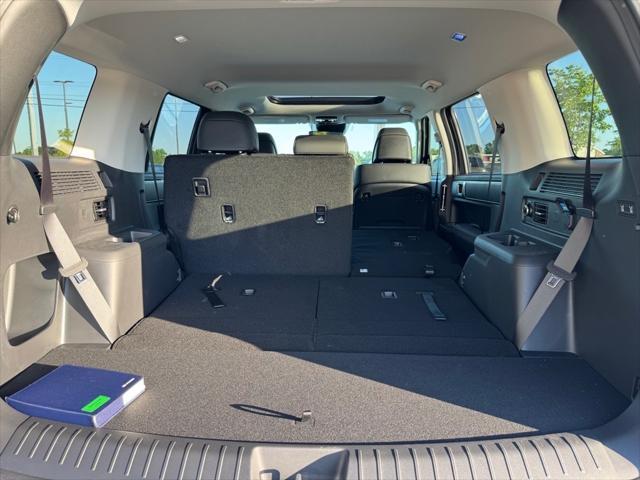 new 2025 Hyundai Santa Fe car, priced at $40,880