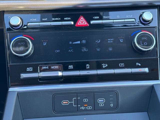 new 2025 Hyundai Santa Fe car, priced at $40,880