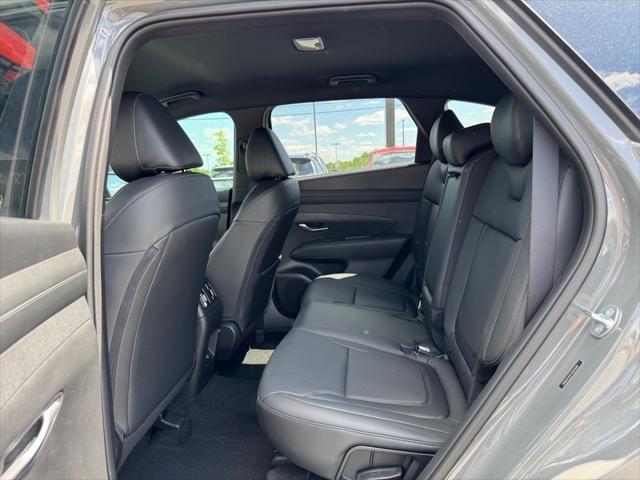 new 2025 Hyundai Tucson car, priced at $32,989