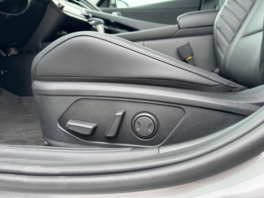 new 2025 Hyundai ELANTRA HEV car, priced at $30,830