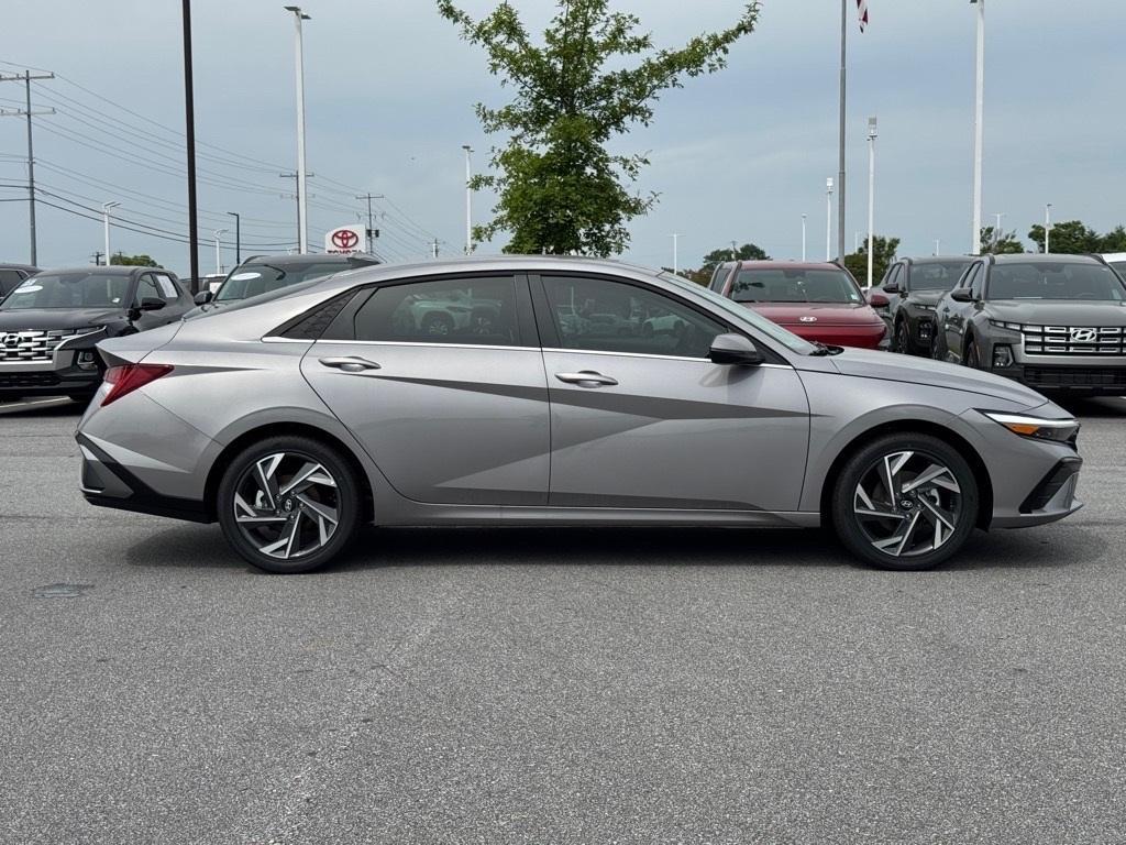 new 2025 Hyundai ELANTRA HEV car, priced at $30,830