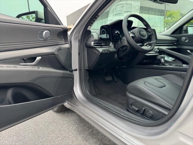 new 2025 Hyundai ELANTRA HEV car, priced at $30,830