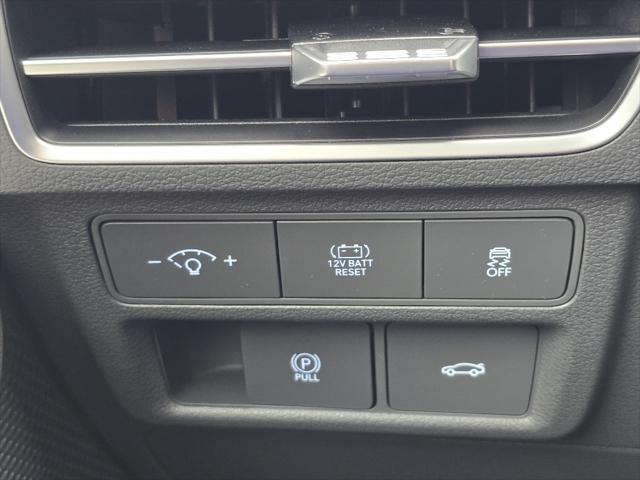 new 2025 Hyundai Sonata Hybrid car, priced at $32,257
