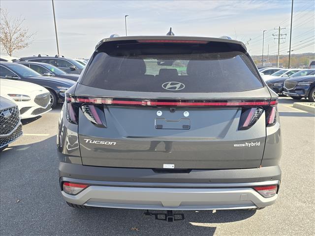 new 2025 Hyundai TUCSON Hybrid car, priced at $42,980