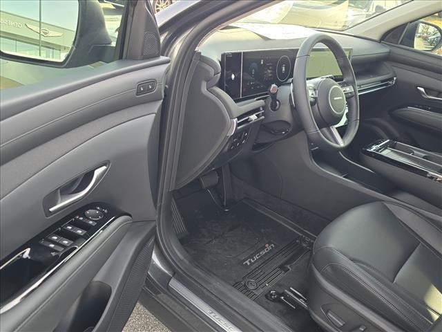new 2025 Hyundai TUCSON Hybrid car, priced at $42,980