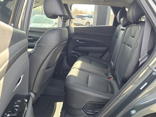 new 2025 Hyundai TUCSON Hybrid car, priced at $42,980