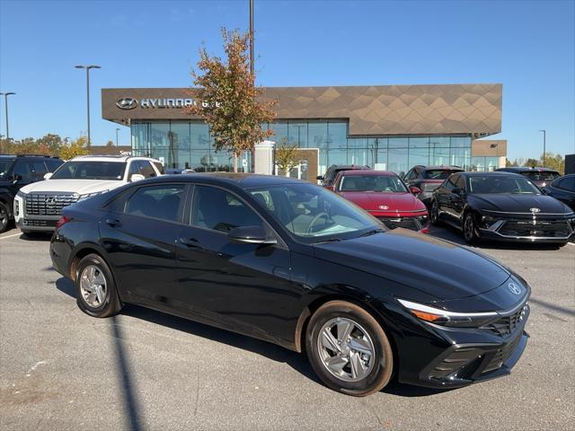 new 2024 Hyundai Elantra car, priced at $23,345