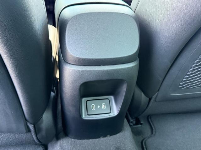 new 2025 Hyundai Elantra car, priced at $27,746